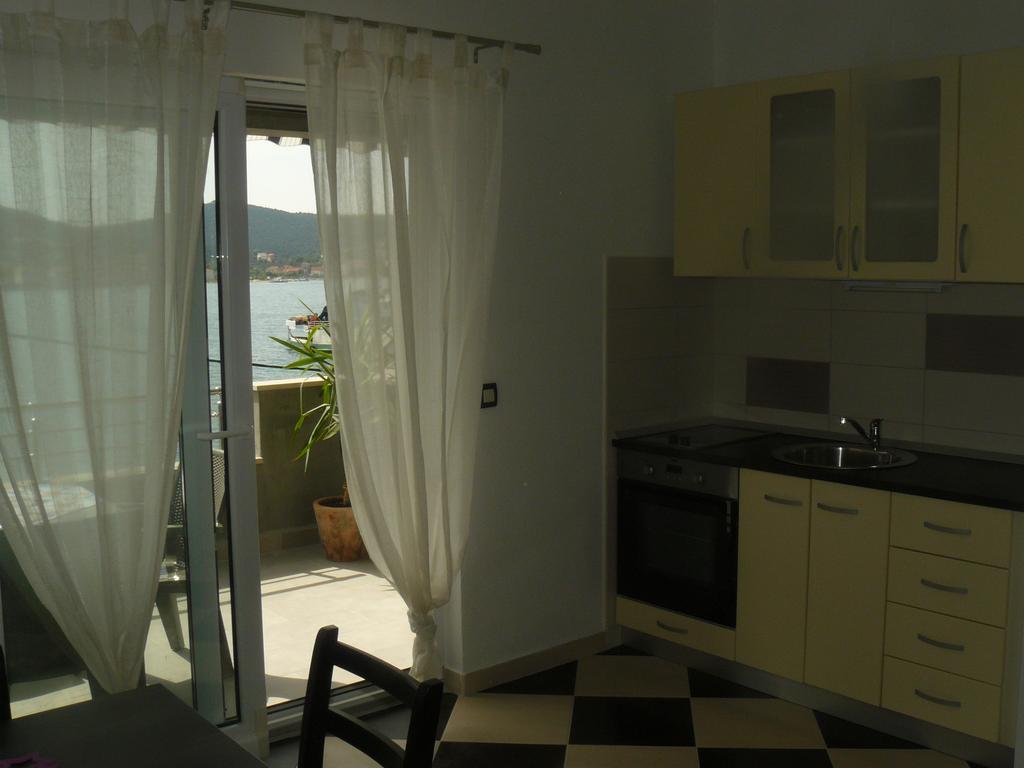 Apartments Selina Вінішчє Екстер'єр фото