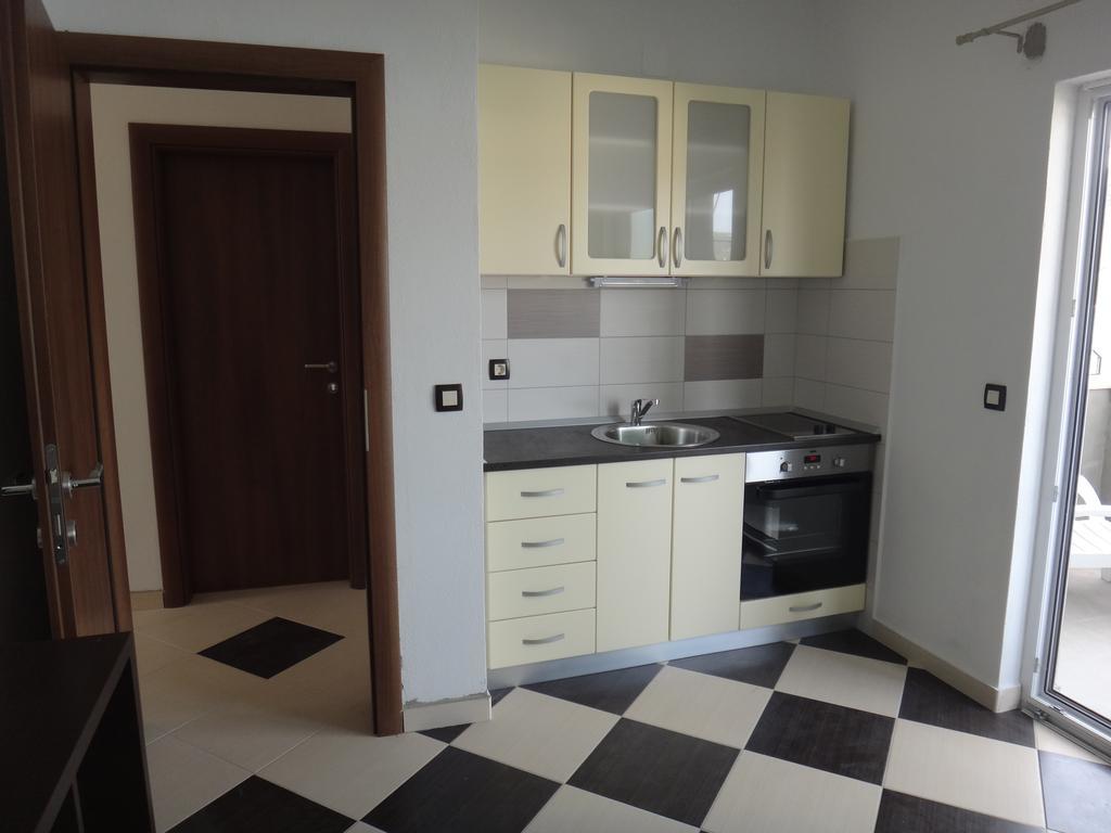 Apartments Selina Вінішчє Екстер'єр фото